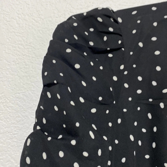 Max Studio NWT Polka Dot Blouse - Picture 3 of 8